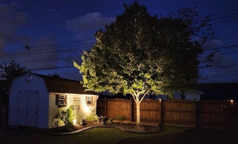 service-landscape-lighting2.jpg